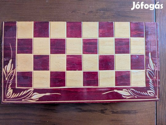 Kézi faragású összecsukható sakk- és ostábla