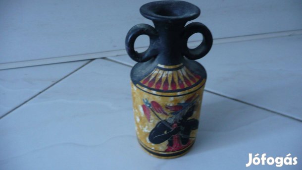 Kézi festésű kis görög vázácska mitológiai motívumokkal eladó