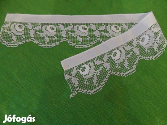 Kézi horgolású rózsás csipke polccsík