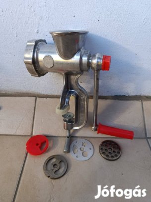 Kézi húsdaráló és préselő