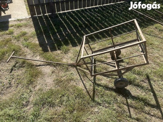 Kézi kocsi eladó