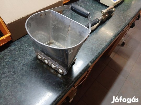 Kézi pneumatikus vakológép