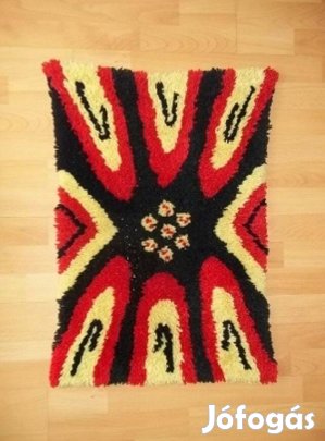 Kézi suba falidísz