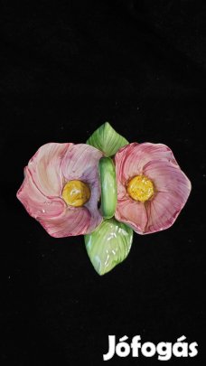 Kézifestett virág alakú asztali fűszertartó