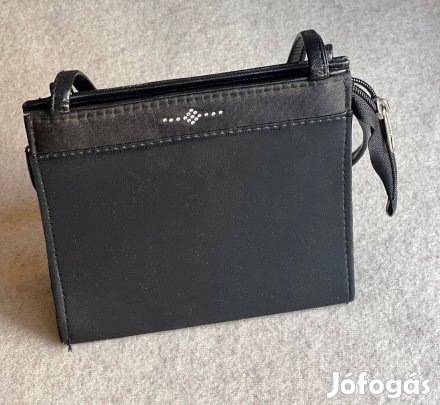 Kézitáska - fekete kistáska