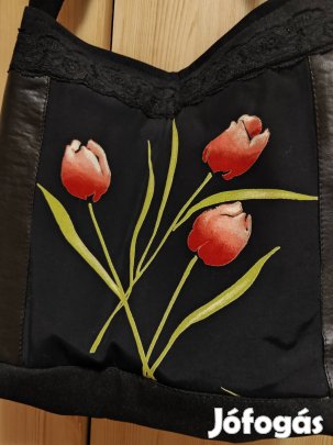 Kézműves egyedi új tulipános válltáska különlegesség 