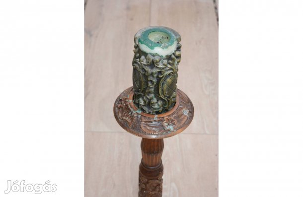 Kézzel faragott fa 65 cm magas gyertyatartó + 20 cm gyertya posztamens