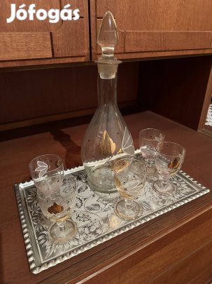 Kézzel festett likőrös üveg,poharak