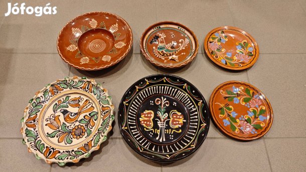 Kézzel festett mázas tányérok