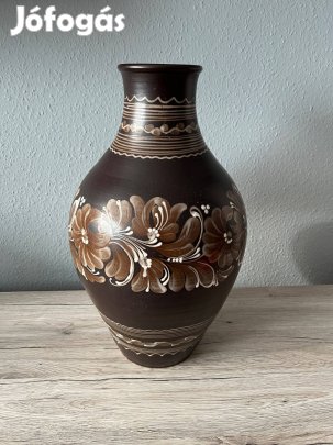 Kézzel festett retró kerámia váza - Jelzett népművészeti darab (HM)