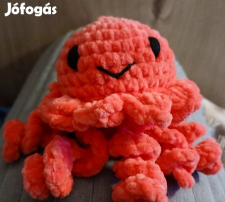 Kézzel készült amigurumi polip plüss