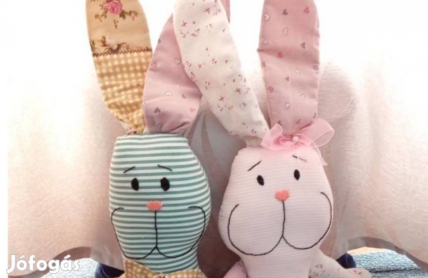 Kézzel készült egyedi nyuszipár