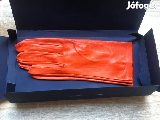 Kézzel készült elegáns női bőrkesztyű gloveme