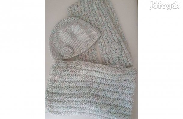 Kézzel kötött sapka 2 sállal szett