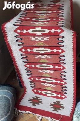 Kézzel szőtt torontáli típusú gyapjú kelim szőnyeg