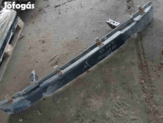Kia Carnival II Hátsó Lökhárító Merevítő