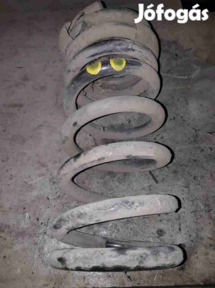 Kia Carnival II Hátsó Rugó