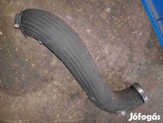 Kia Carnival II Turbócső / Intercooler Cső