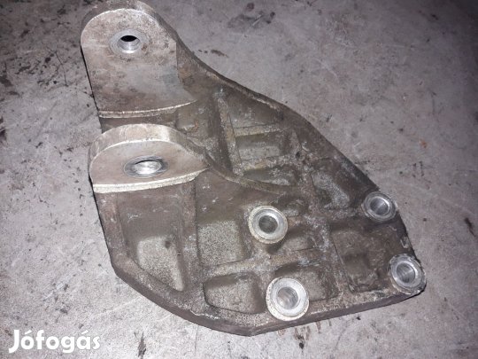 Kia Carnival II Váltótartó Bak