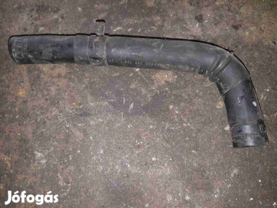 Kia Carnival II Vízcső