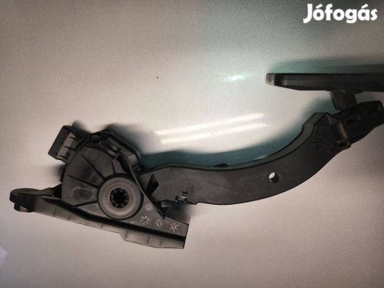 Kia Cee'd (JD), Hyundai i30 (GD) elektromos gázpedál