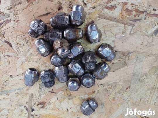 Kia Ceed JD (2012-2018) Felni Csavar Garnitúra