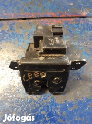 Kia Ceed (ED) 06-12 Csomagtérajtó Zár + Központizár Motor