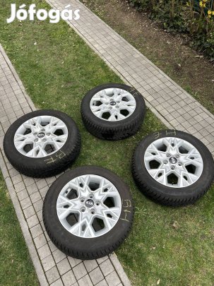 Kia Ceed gyári felni szett 16 eladó 