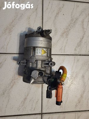 Kia Optima (JF) 2.0 GDi Hybrid klímakompresszor 97701-E6110 használt