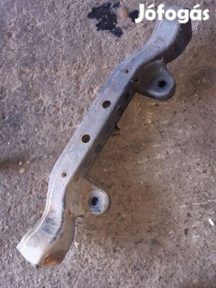 Kia Sorento Differenciálmű Tartó Konzol