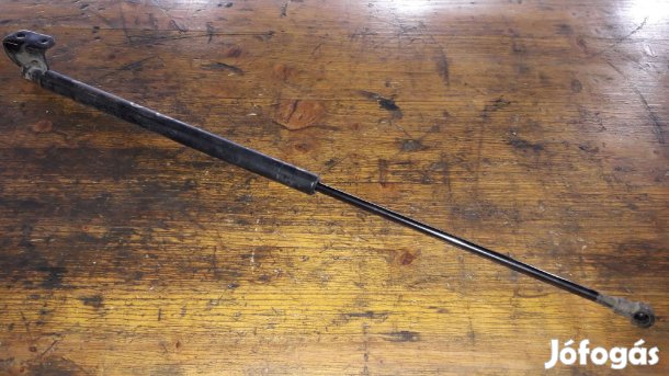 Kia Sorento Motorháztető Teleszkóp