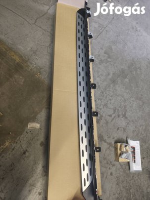 Kia Sorento gyári küszöb fellépő pár 