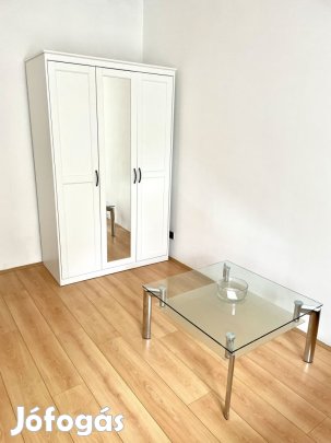 Kiad 2 szobs albrlet!