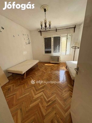 Kiadó 250 nm-es ház Hajdúszoboszló