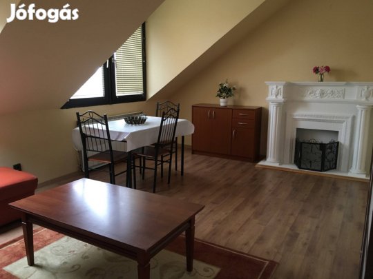 Kiadó 2 szobás lakás Fóton azonnal költözhető!