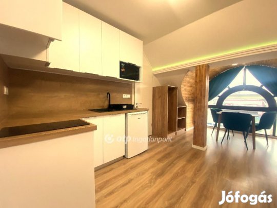 Kiadó 37 nm-es lakás Siófok
