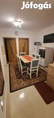 Kiadó 48 nm-es Felújított tégla lakás Hajdúszoboszló