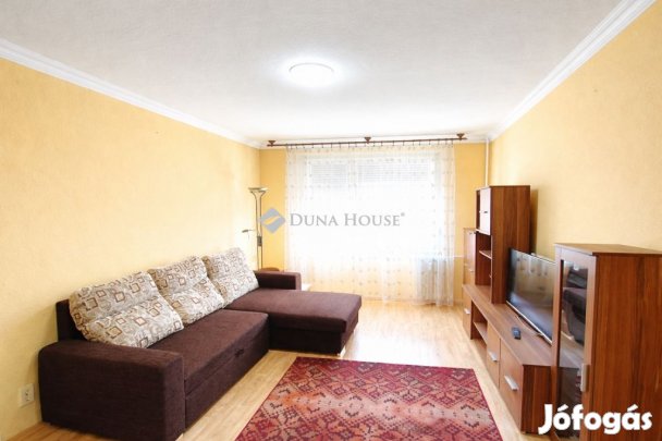 Kiadó 54 nm-es lakás Debrecen