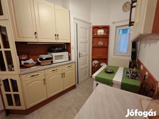 Kiadó 74 nm-es Újszerű állapotú tégla lakás Budapest XII. kerület