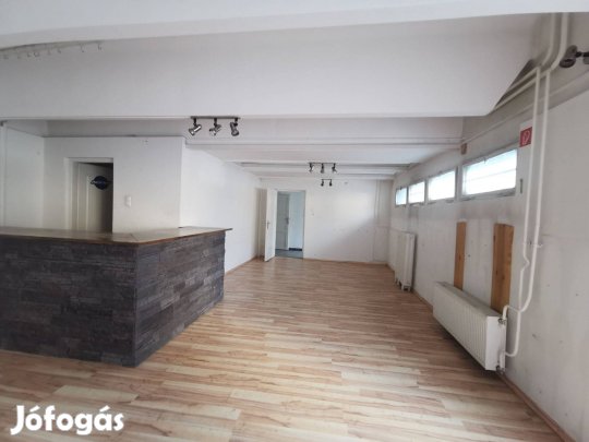 Kiadó 87 m2-es üzlethelyiség