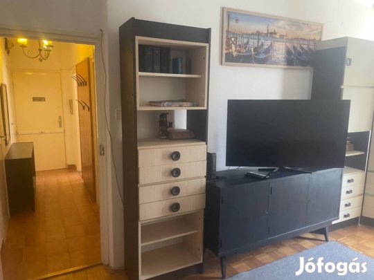 Kiadó Albérlet X.ker. 49nm 1,5 szoba Emelet