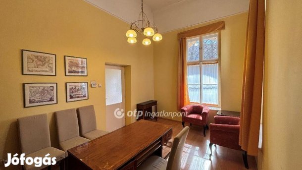 Kiadó Iroda, Békéscsaba