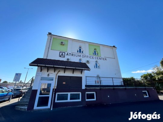 Kiadó Miskolc Vágóhíd utcán egy összesen 140 m nagyságú iroda,