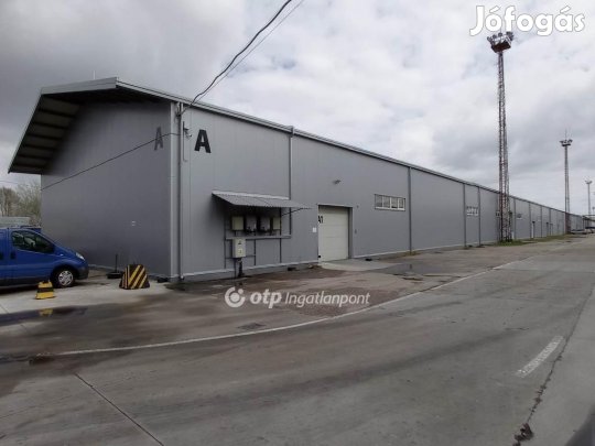 Kiadó Raktár, Kecskemét