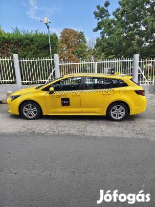 Kiadó Taxi Automata Corolla Kombi