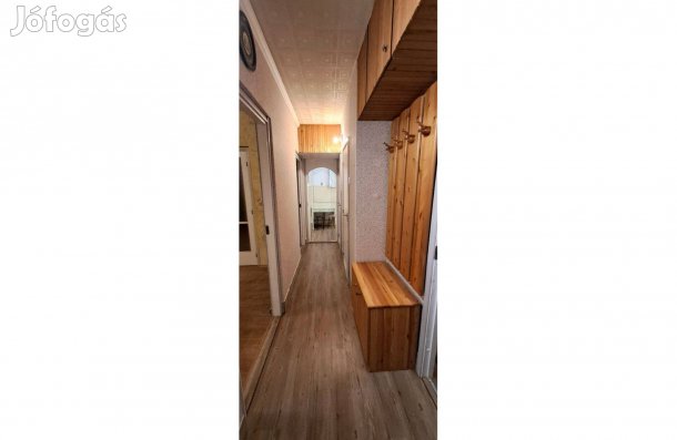 Kiadó Újpesten 2 szobás panellakás