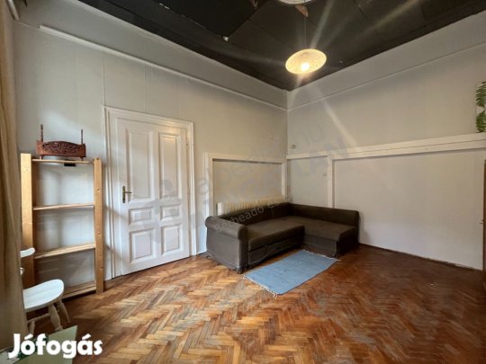 Kiadó VIII. kerület Dankó utcában 1 szobás lakás