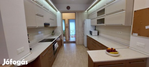 Kiadó XI. kerület Thallóczy Lajos utcában 2+2 fél szobás ingatlan
