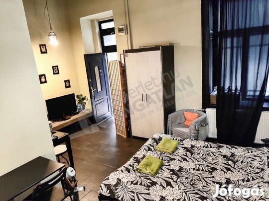 Kiadó a Zichy Jenő utcában egy teljeskörűen felújított, gyönyörű lakás