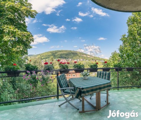 Kiadó a felső Zöldmáli úton egy 5 sz lakás-